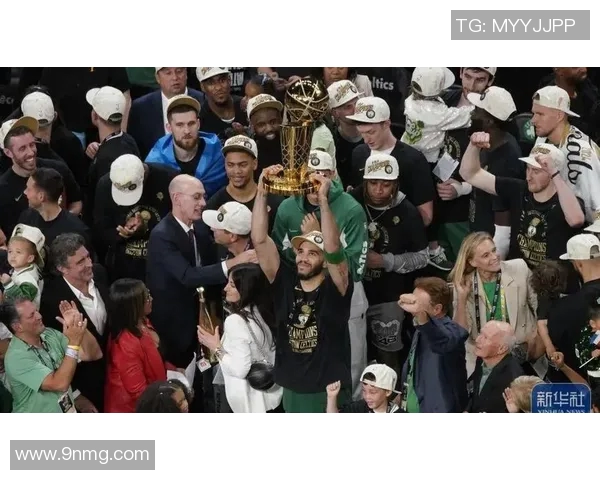 凯尔特人对阵奇才比赛中爆发激烈冲突引发球迷热议 凯尔特人对阵奇才比赛中爆发激烈冲突引发球迷热议