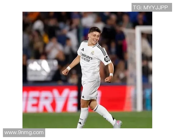 卡马文加:从天才少年到足球巨星的成长之路与未来展望 卡马文加:从天才少年到足球巨星的成长之路与未来展望