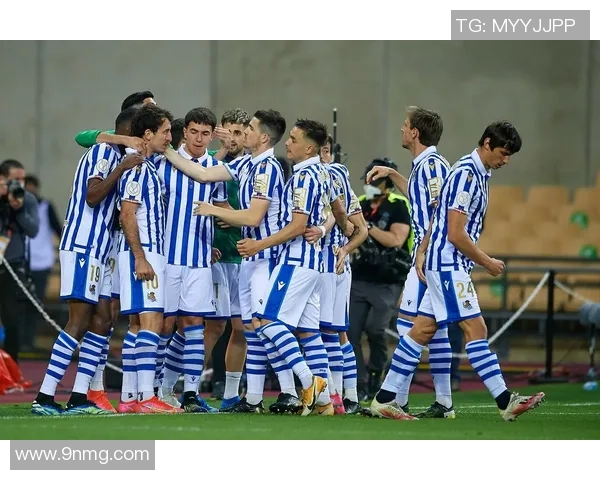 天津泰达与皇马阵容对比分析揭示两队实力差距与战术特点