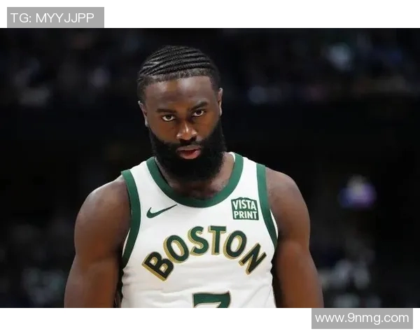 杰伦布朗：从新星到领袖的成长之路与未来展望