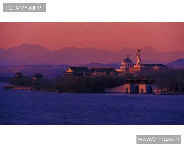 歧阜与赞歧的对话:探讨文化差异与交流的深层意义 歧阜与赞歧的对话:探讨文化差异与交流的深层意义