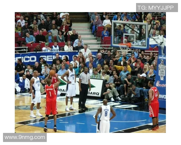 麦迪时代火箭对决爵士的经典对抗与传奇瞬间回顾 麦迪时代火箭对决爵士的经典对抗与传奇瞬间回顾